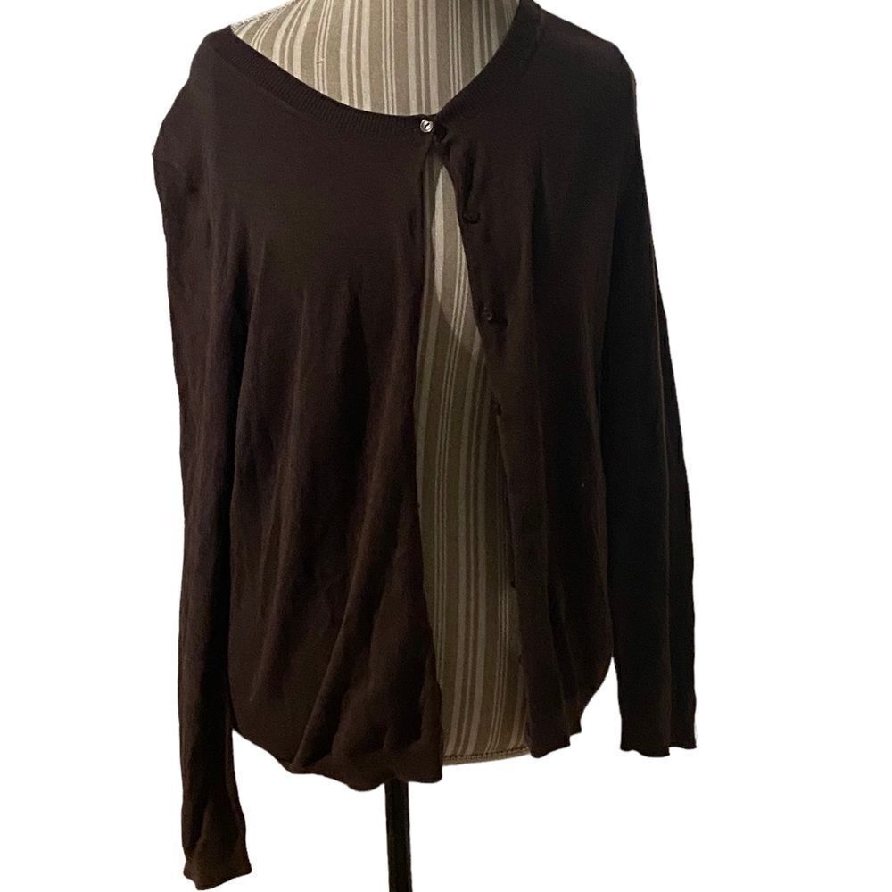 Madison thin brown cardigan classic style excellent  size medium